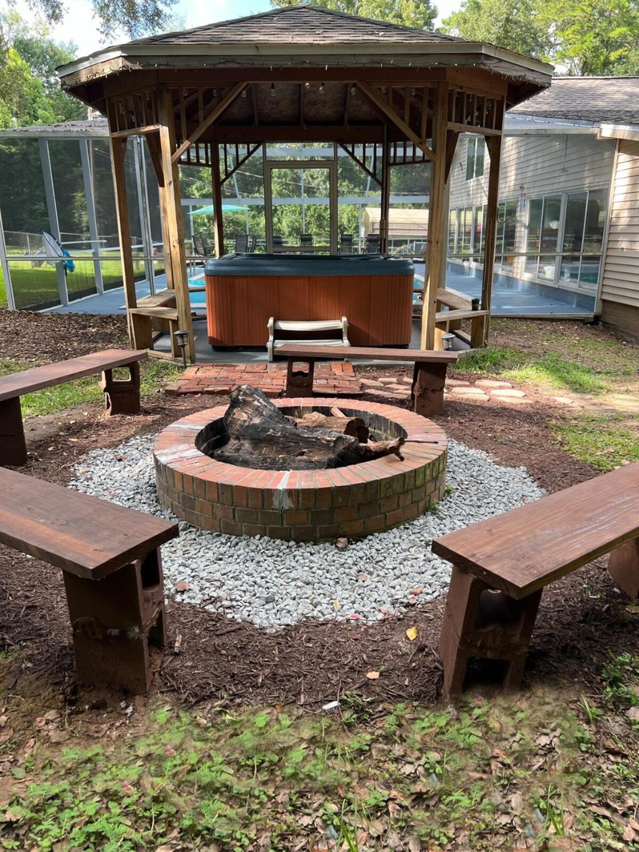 Groups-Hot Tub -Pool- Private-4 Baths Villa Tallahassee Exteriör bild